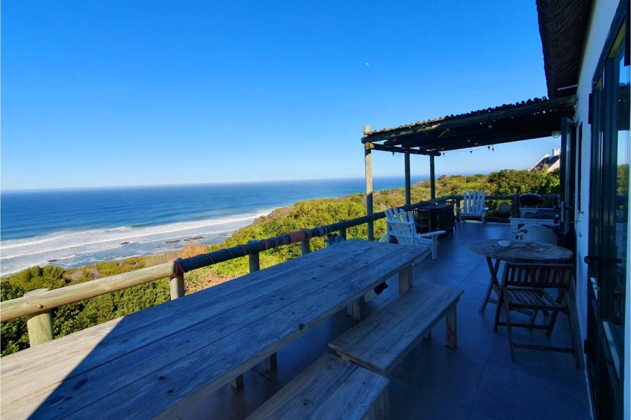 3 Bedroom Property for Sale in Fynbosstrand Western Cape